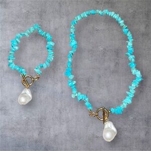 Turquoise & Pearl NWOT Necklace & Bracelet Set